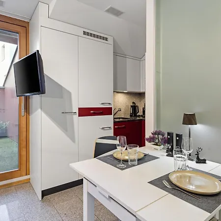 Bergstudio I I Laax I I Caumasee Appartement *