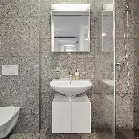 Bergstudio I I Laax I I Caumasee *