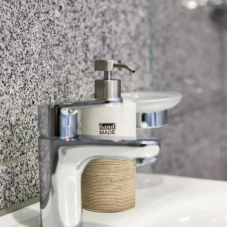 Bergstudio I I Laax I I Caumasee Appartement *